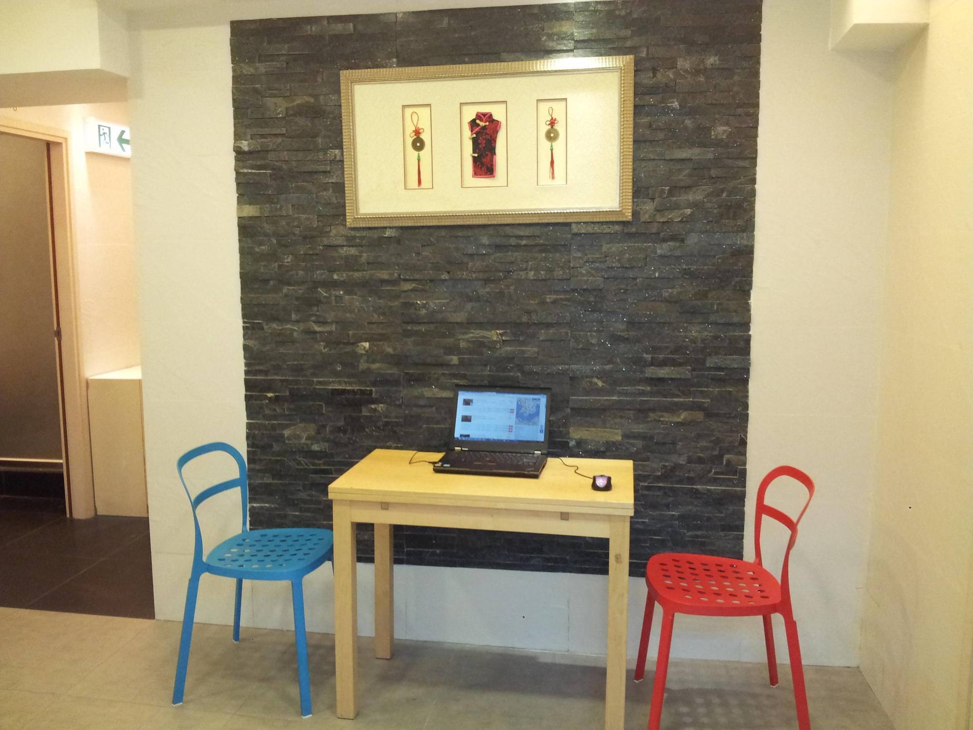 Apple Inn Tsim Sha Tsui Гонконг Экстерьер фото