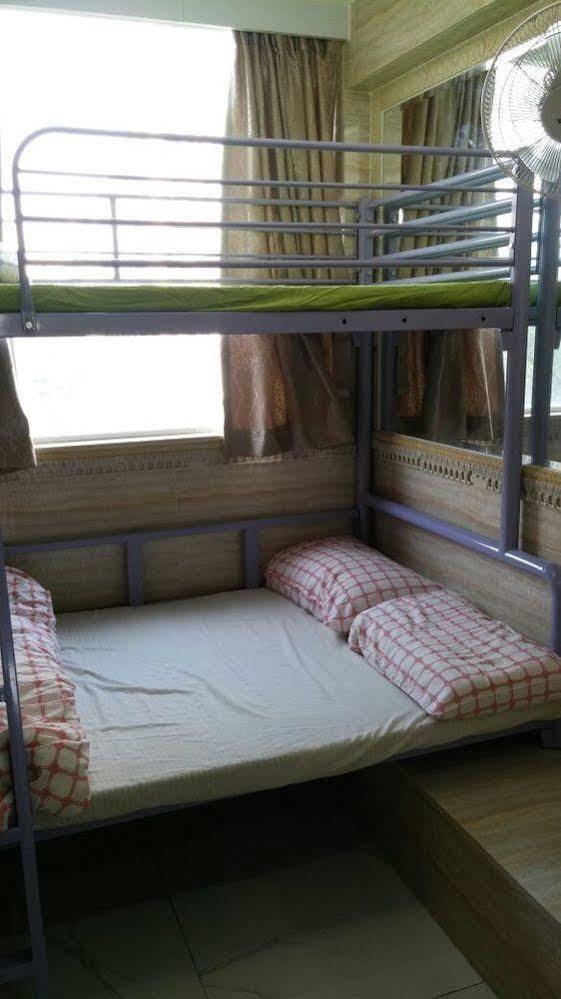 Apple Inn Tsim Sha Tsui Гонконг Экстерьер фото